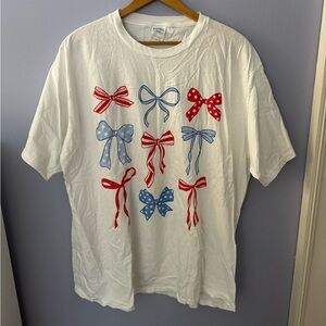 🦋Bow graphic t-shirt🦋